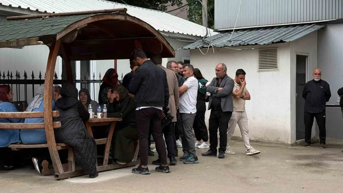Baba ve oğlundan öldüren vandallık