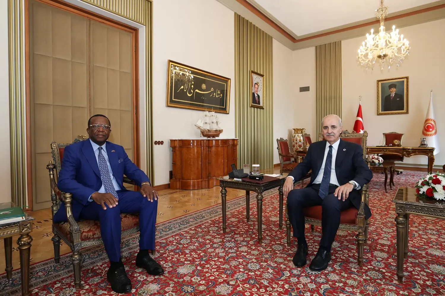 TBMM Başkanı Kurtulmuş, Kamerun'un Ankara Büyükelçisi Tchatchouwo'yu kabul etti
