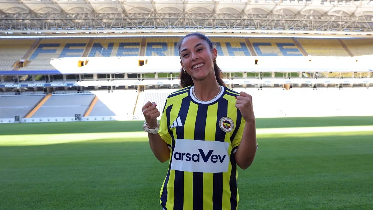 Fenerbahçe arsaVev Kadın Futbol Takımı, Fatma Şakar'ı transfer etti