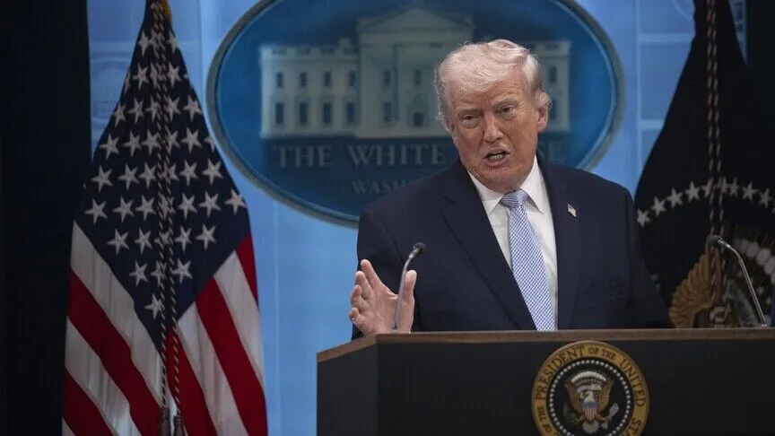 Trump, JD Vance ile "yabancı ülkelerin ABD kamuoyunu yönlendirmeye çalıştığı" konusunda hemfikir