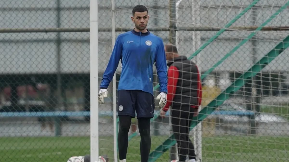 Erdem Canpolat kiralık olarak Esenler Erokspor'da