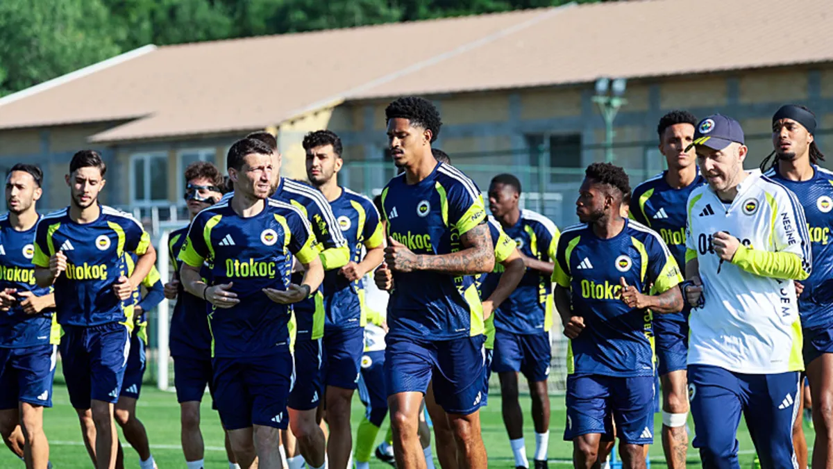 Fenerbahçe’de kriz sona erdi! Yıldız futbolcu Avusturya’ya gidiyor…