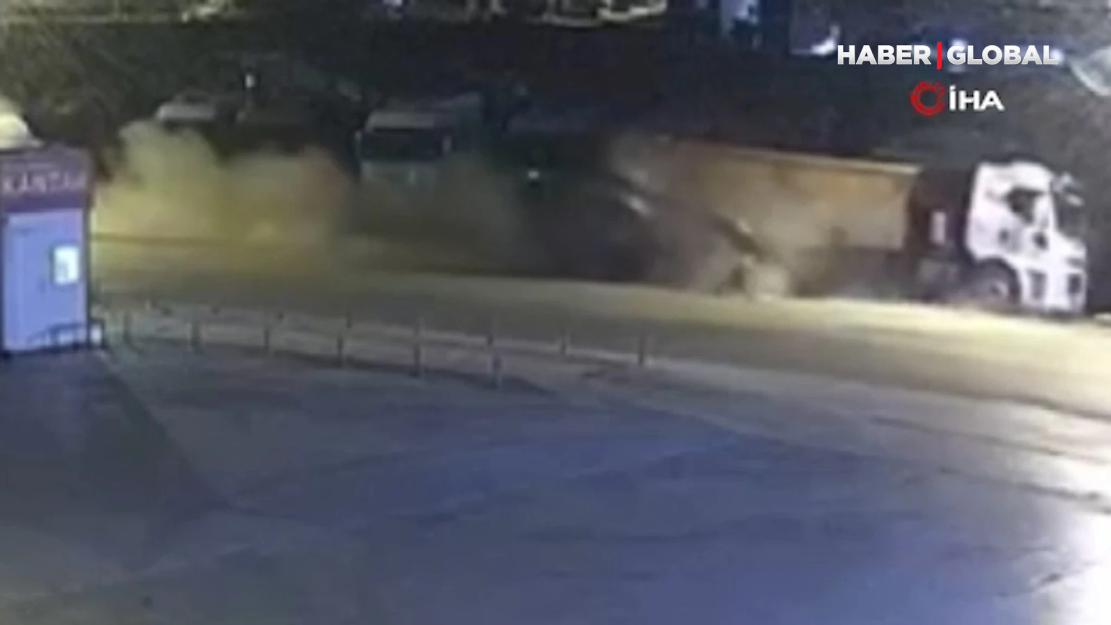 Ankara'da korkunç kaza kamerada: 3 ölü, 1 ağır yaralı