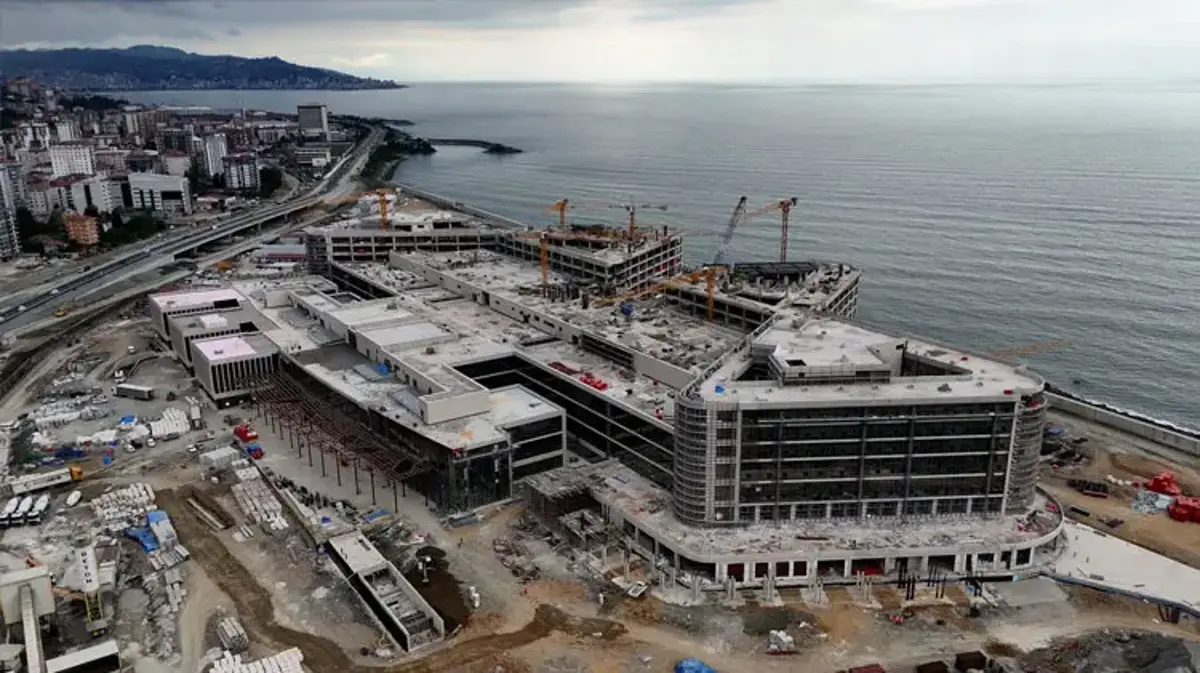 Sağlık Bakanı Kemal Memişoğlu Rize'ye müjdeyi verdi: Şehir Hastanesi 2027 yılında hizmete girecek