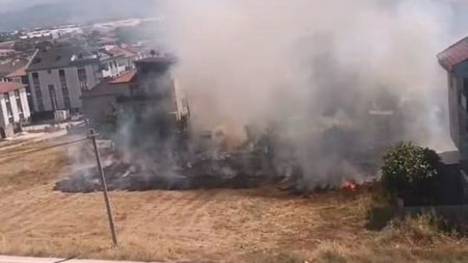 Anız yangınında 20 dönüm tarım arazisi zarar gördü