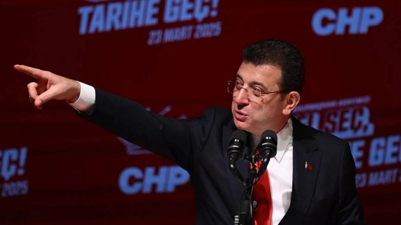 Ekrem İmamoğlu 'Yeni partinin ismi ne olacak?' sorusuna böyle yanıt verdi