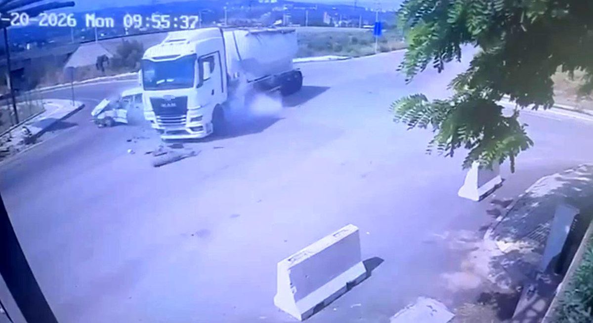 Osmaniye'de tanker ile otomobil çarpıştı: 2 yaralı