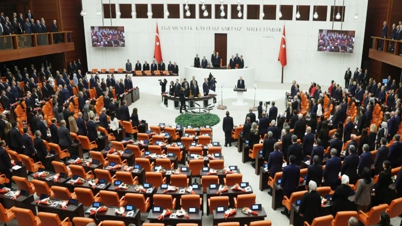 AKP'den üniversite affı hazırlığı