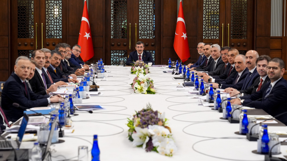 "Yapısal reformları hayata geçiriyoruz"