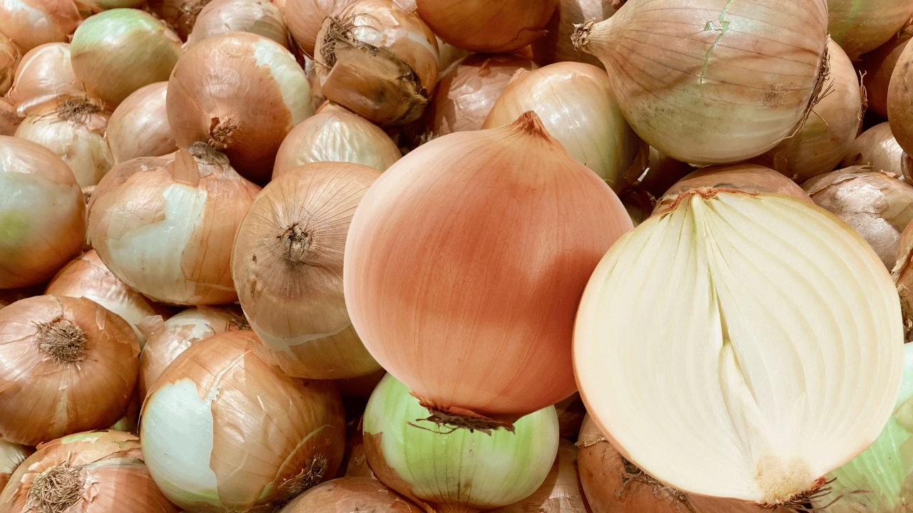 Kuru soğan neden pahalı? Önlem alındı ucuzlayacak mı?
