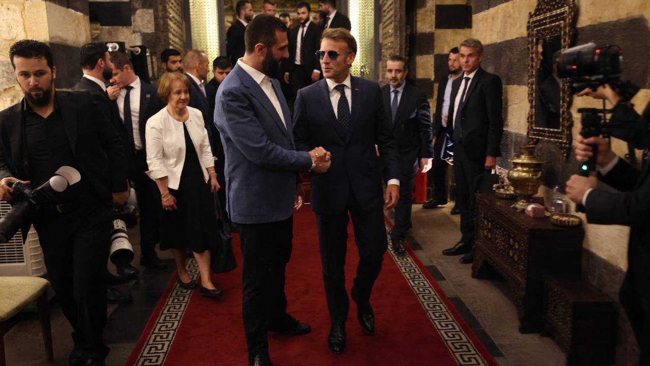 Macron'un Ankara yolunda Şam ziyareti