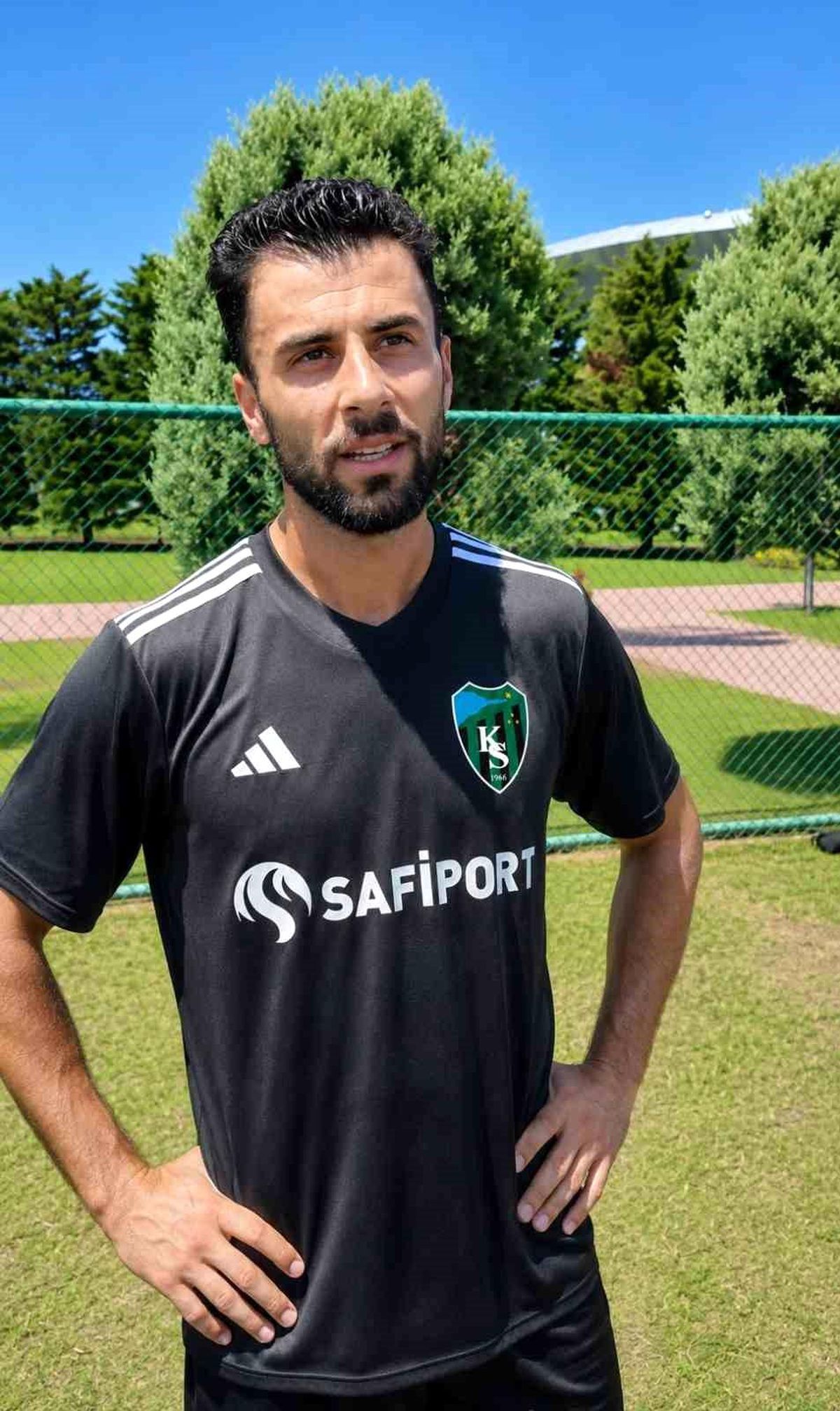 Onur Öztonga: "41 numaralı formayı taşımak büyük gurur"