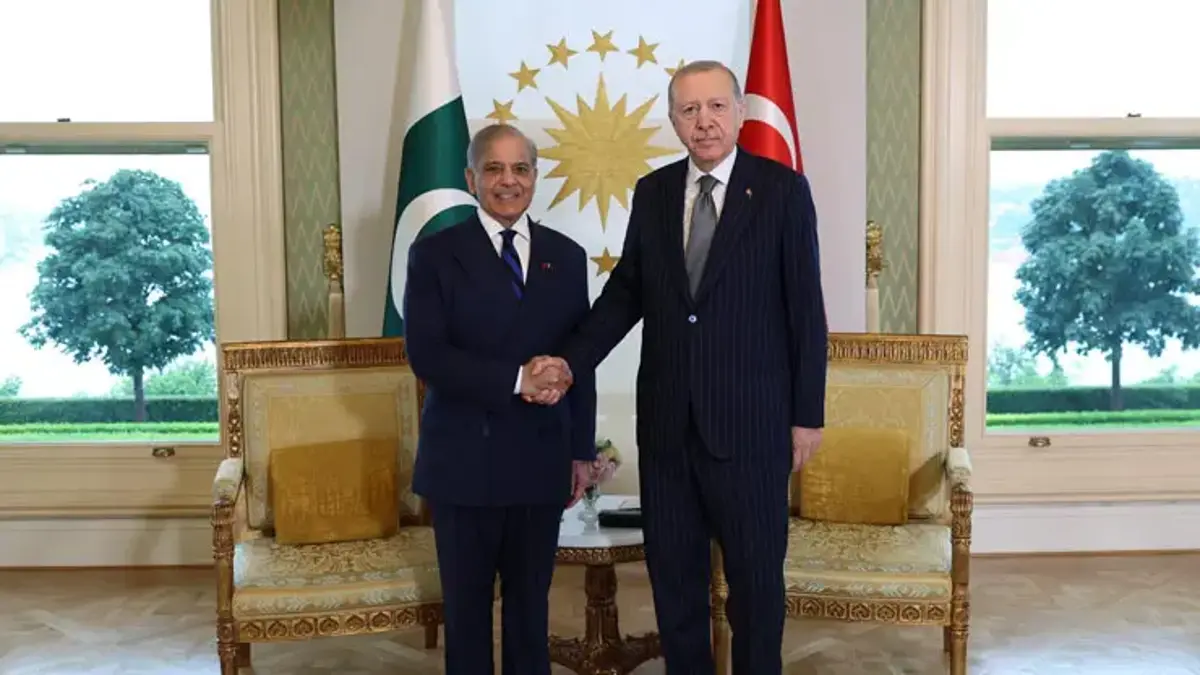 SON DAKİKA... Cumhurbaşkanı Erdoğan, Pakistan Başbakanı Şerif ile görüştü