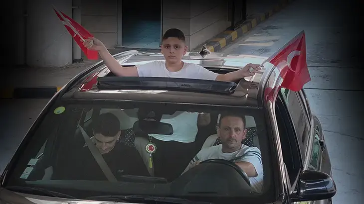 Sınırda büyük kavuşma: İki yıldır içimde tutuyorum sevincimi, hep bu anı bekledim
