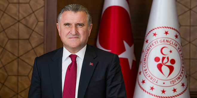Bakan Bak: Yurtlarda 1 milyon yatak kapasitesine ulaştık