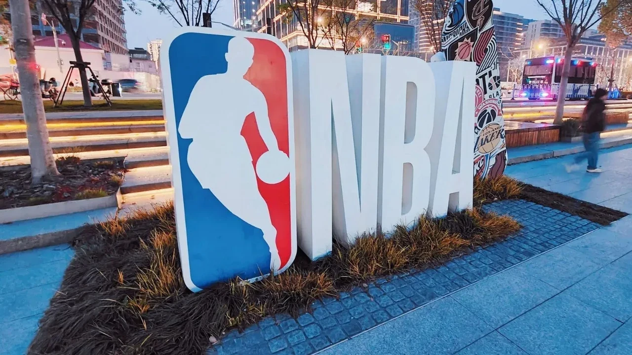 NBA Avrupa'da milyar dolarlık savaş: Adaylar arasında İstanbul da var!