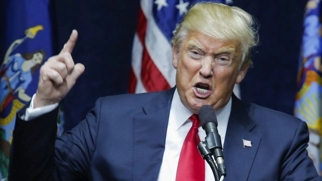 Trump’a kendi partisinden şok darbe! Savaş yetkisini sınırlayan yasa Kongre’den geçti
