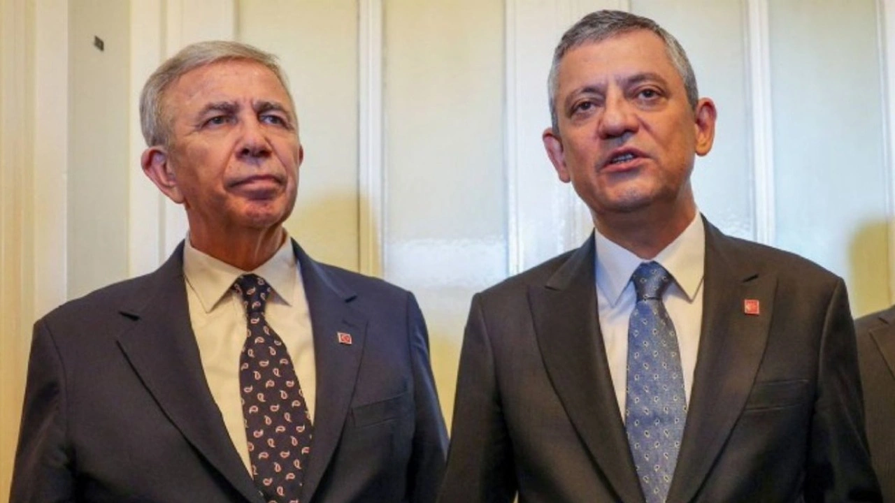 Mansur Yavaş YENİ Parti'ye katılacak mı? Özgür Özel yanıtladı