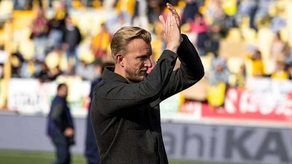 Dirk Kuyt, Fenerbahçe için Dordrecht'e veda etti