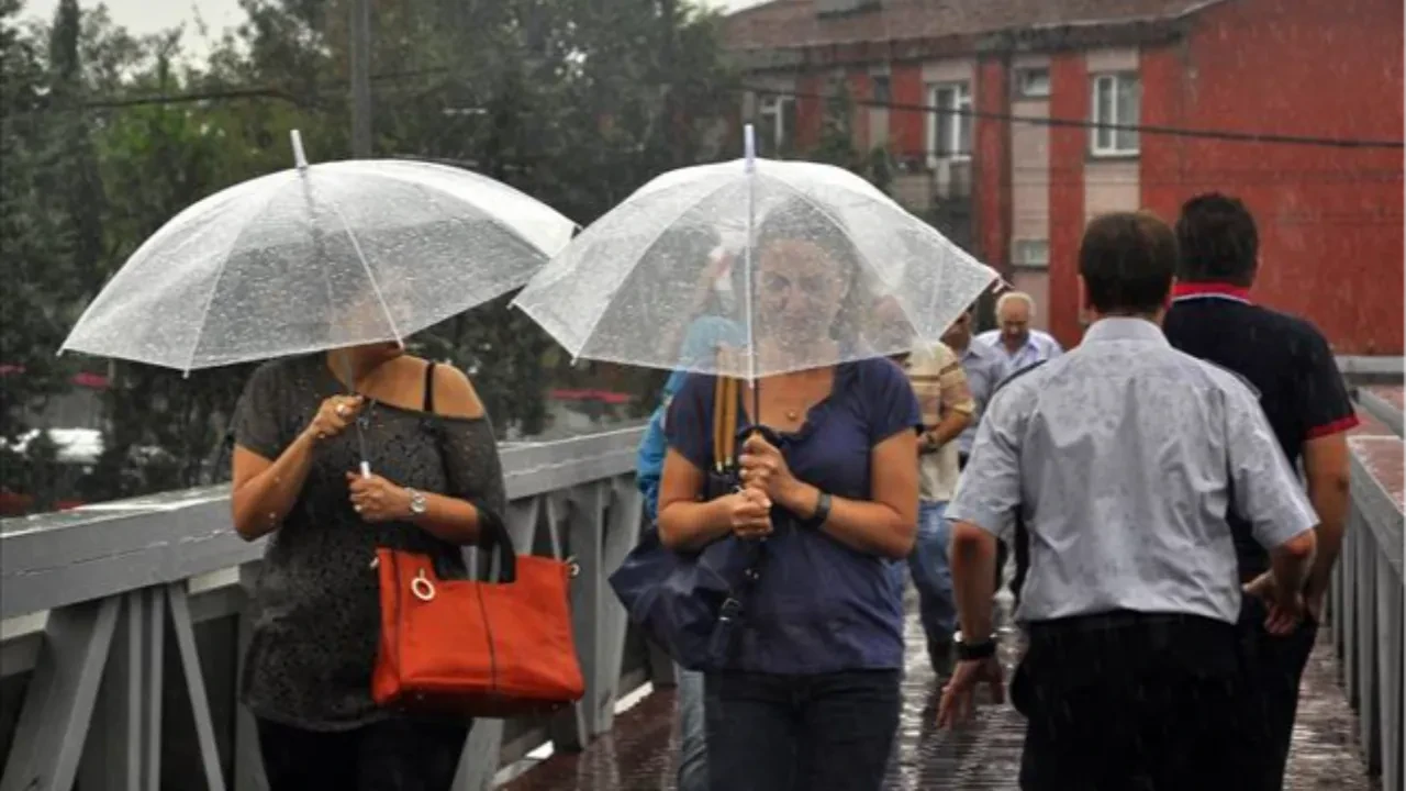 25 Temmuz 2026 hava durumu | İstanbul dahil 35 ile turuncu ve sarı kod verildi
