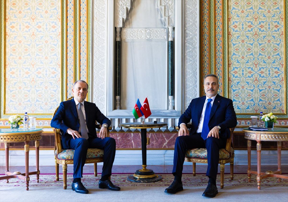 Bakan Fidan, Azerbaycan Dışişleri Bakanı Bayramov ile İstanbul'da görüştü