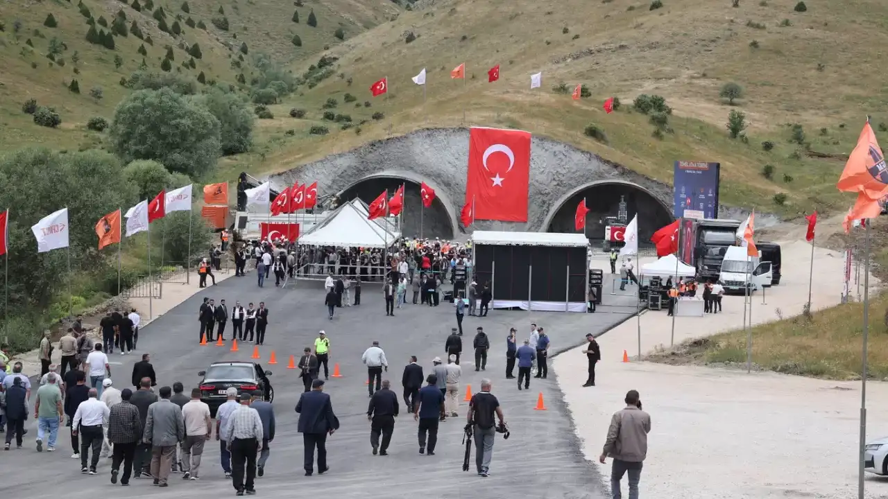 Çamlıbel Tüneli'nin temeli atıldı! Sivas-Tokat yolunda ulaşım hızlanacak