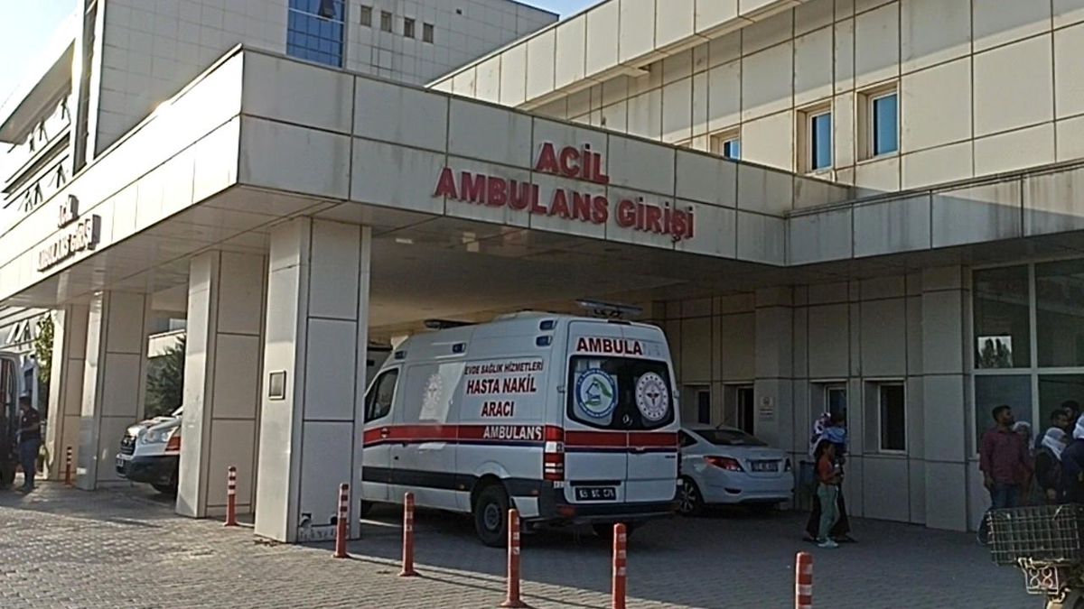 Van'da silahlı ve bıçaklı kavga: 5 yaralı