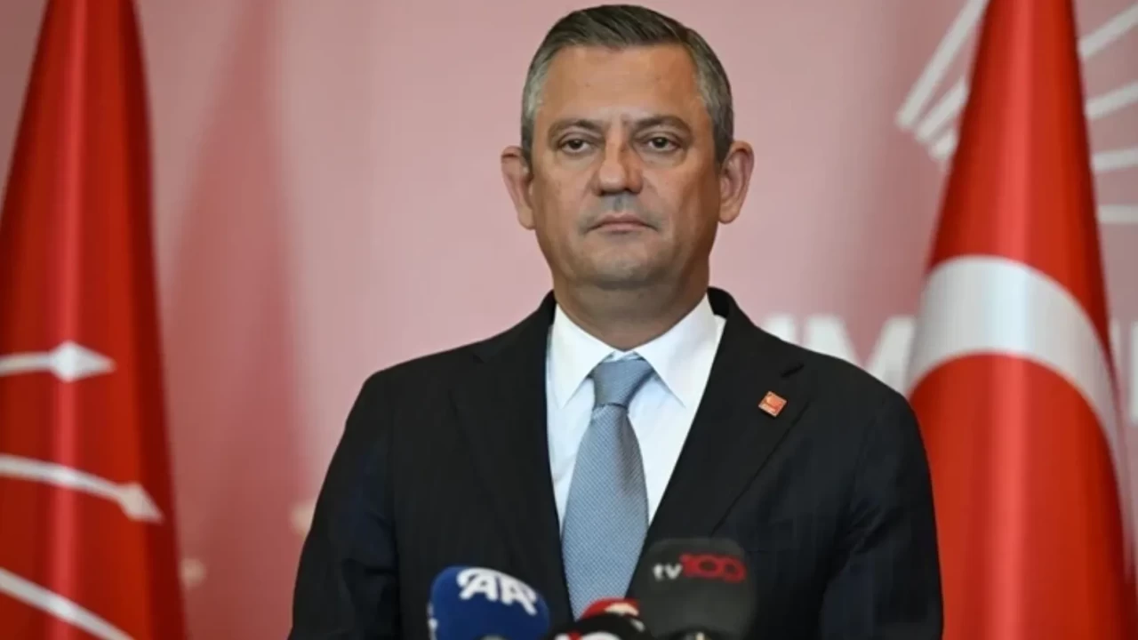 TBMM’ye 14 yeni dokunulmazlık dosyası: Aralarında Özgür Özel ve Turhan Çömez de var
