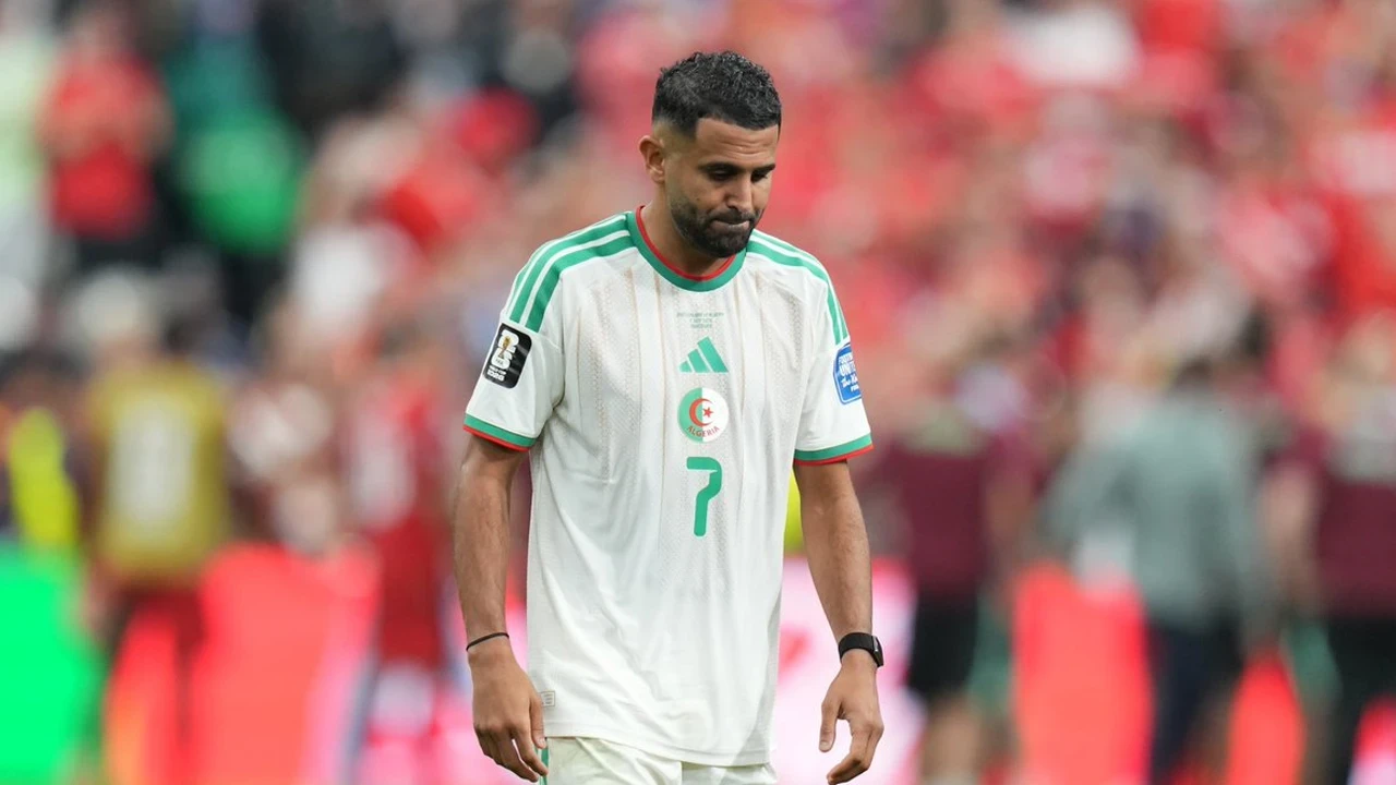 Cezayir'de bir devir sona erdi: Riyad Mahrez milli takıma veda etti