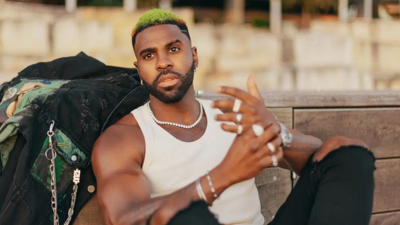 Jason Derulo'nun evindeki köpekbalığı akvaryumu tepki çekti