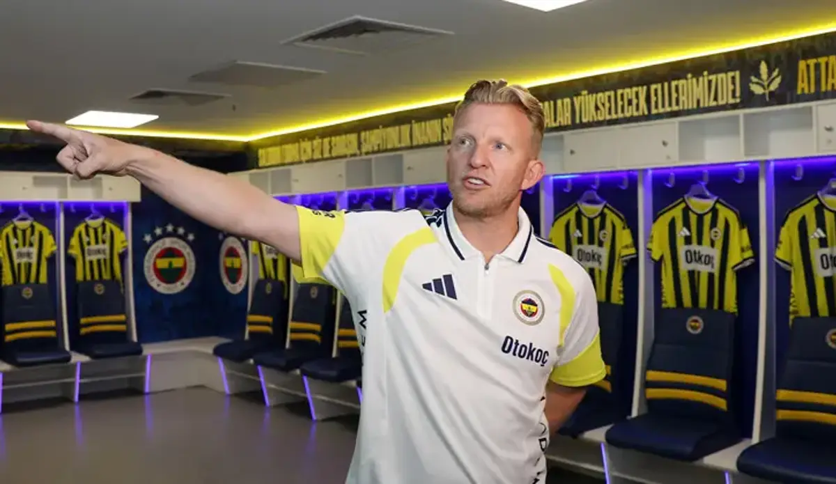 Dirk Kuyt yeniden Fenerbahçe'de