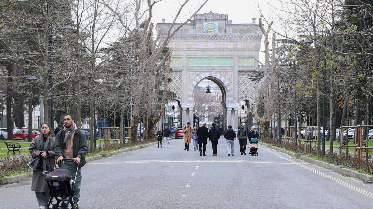 İstanbul Üniversitesi'nden açıklama: Görevde yükselme ve unvan değişikliği sınavı kayıt altına alındı