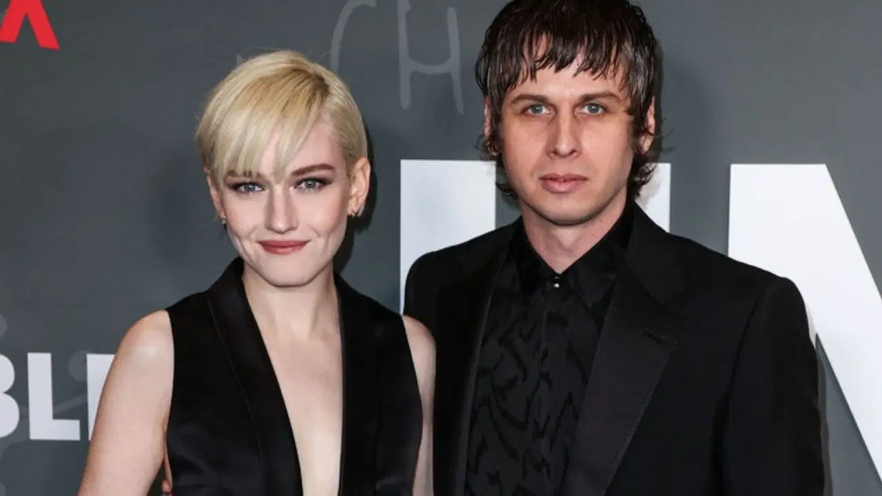 Ünlü oyuncu Julia Garner ve Müzisyen Mark Foster boşandı: 6 yıllık evlilik sona erdi