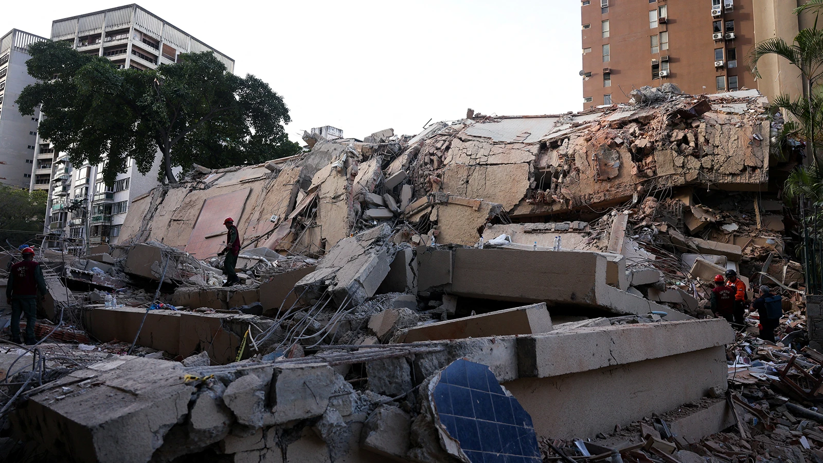 Venezuela'daki çifte deprem felaketi sonrası dikkat çeken analiz: Can çekişen ekonomiye ağır darbe