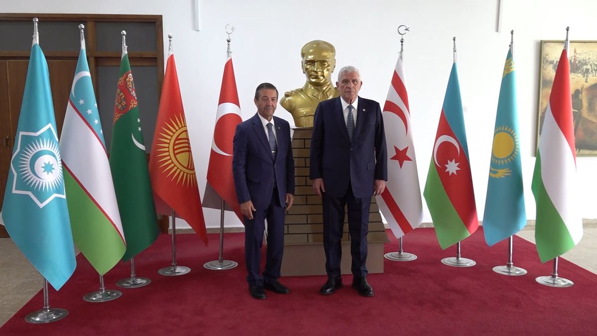 İYİ Parti lideri Dervişoğlu, KKTC'de Barış ve Özgürlük Bayramı etkinliklerine katıldı