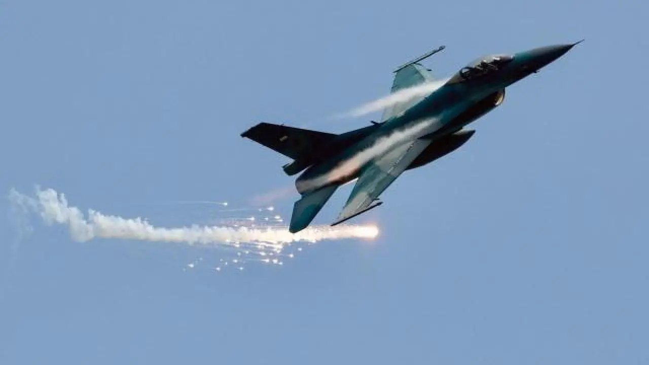 Beklenen satış sonunda oldu! 25 adet F-16 savaş uçağı havalimanına geldi