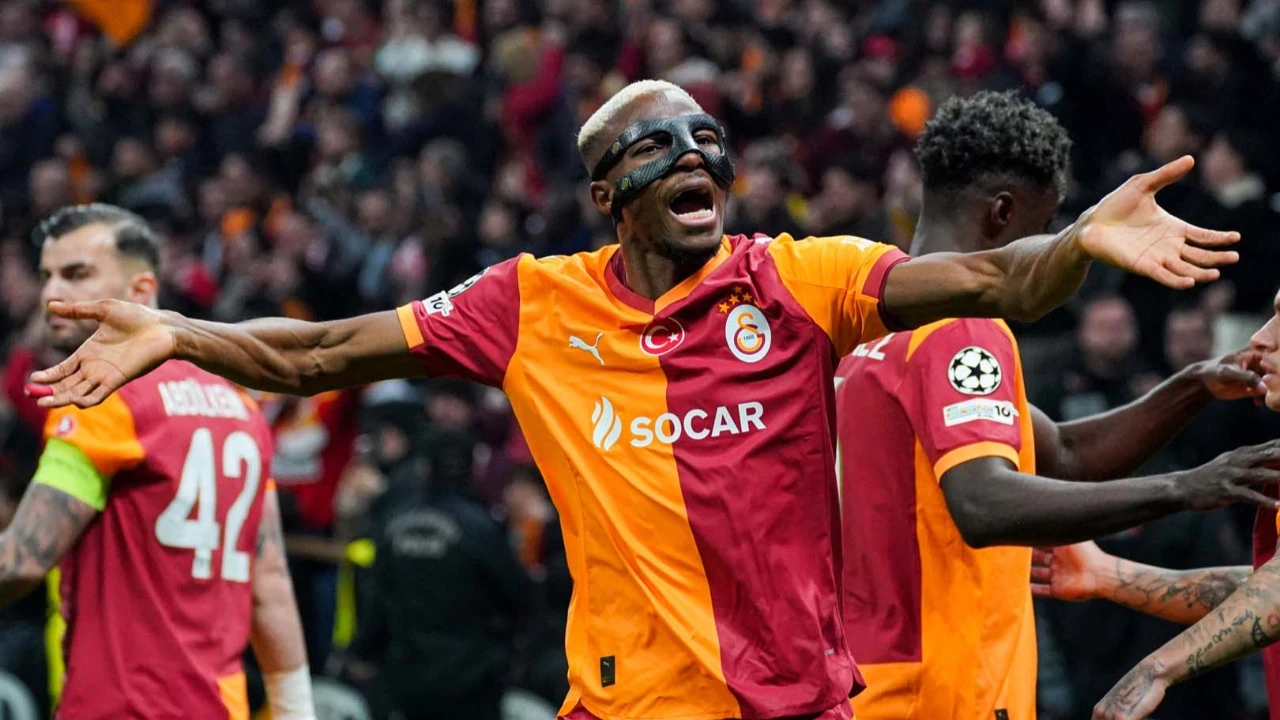 Dursun Özbek masayı dağıttı! Osimhen için rekor teklifi reddetti