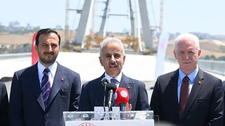 Başakşehir-Nakkaş Otoyolu Projesi'nde yüzde 80'in üzerinde fiziksel ilerlemeye ulaşıldı