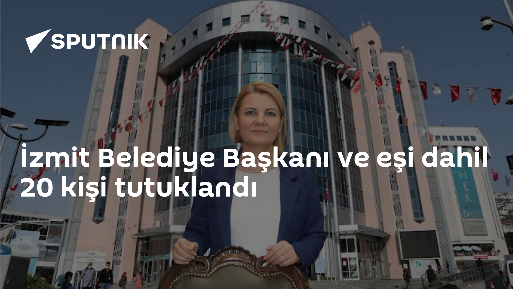 İzmit Belediye Başkanı ve eşi dahil 20 kişi tutuklandı