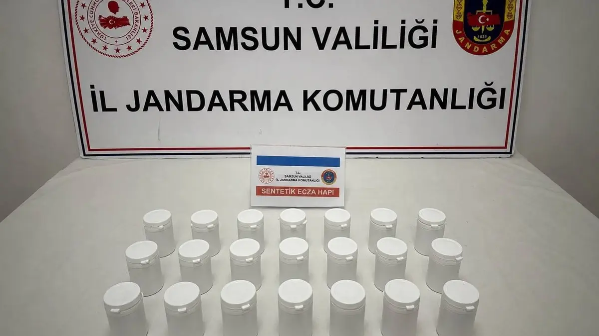 Samsun'da uyuşturucu operasyonunda 3 zanlı yakalandı