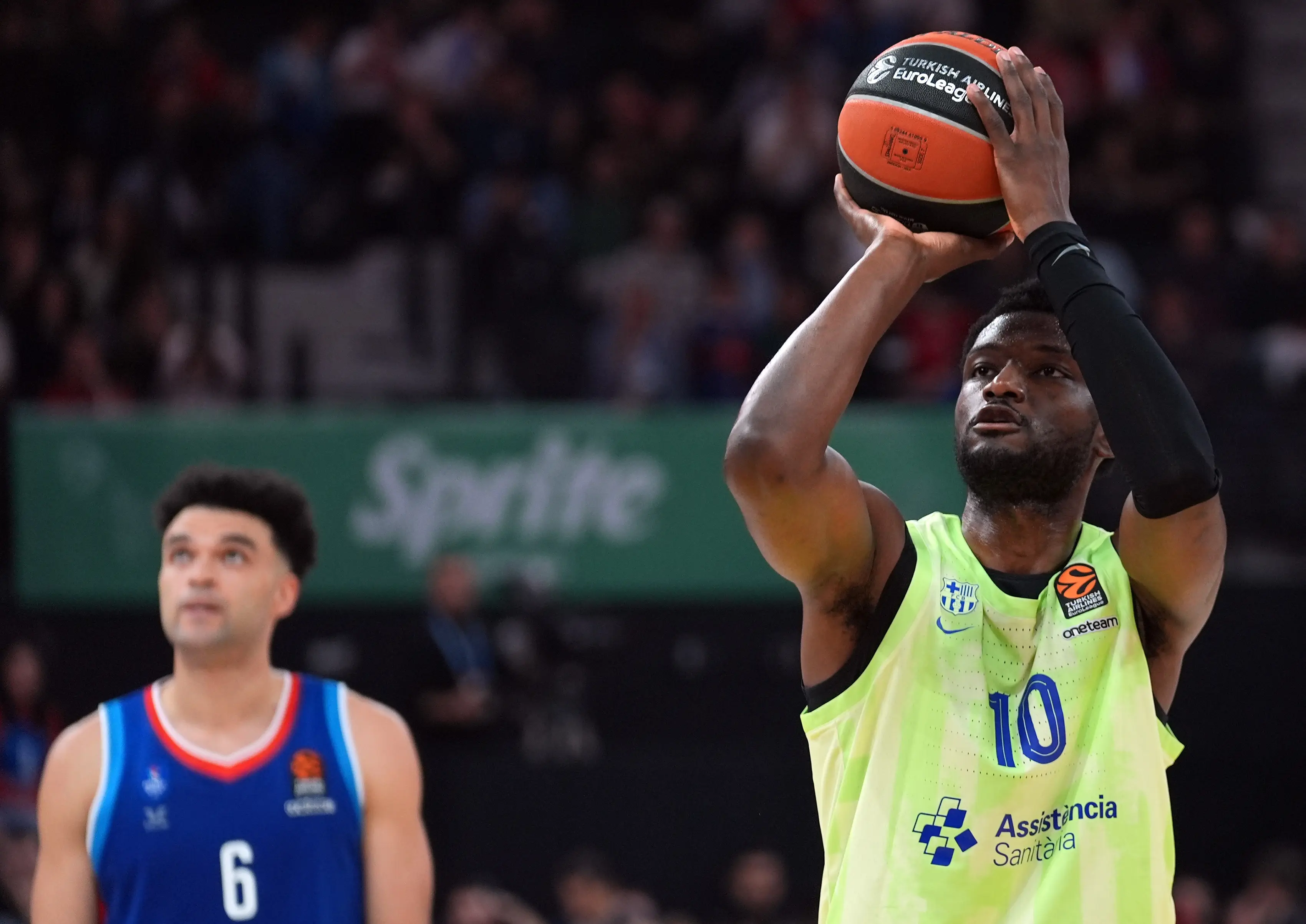 Galatasaray, Chimezie Metu'yu kadrosuna kattı