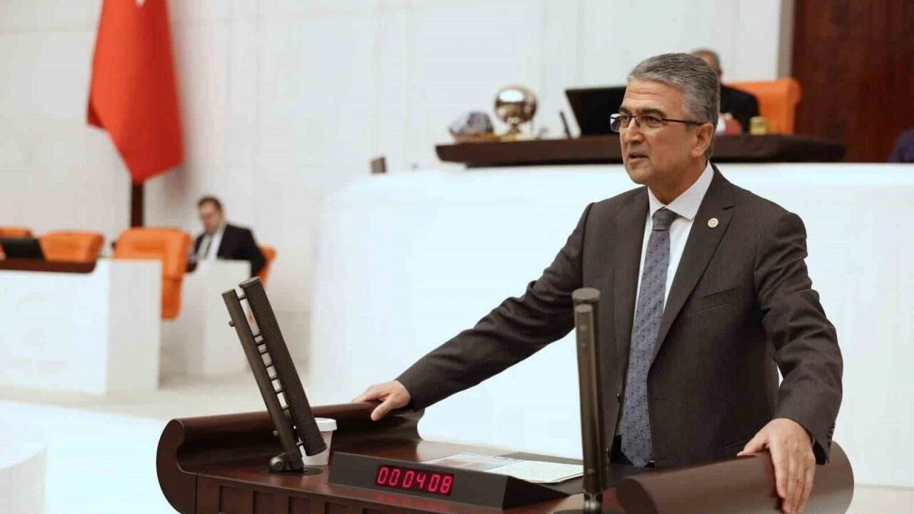 MHP Erzurum Milletvekili Kamil Aydın, TBMM Genel Kurulu'nda konuştu: Erzurum Kongresi Cumhuriyet'in temel taşıdır