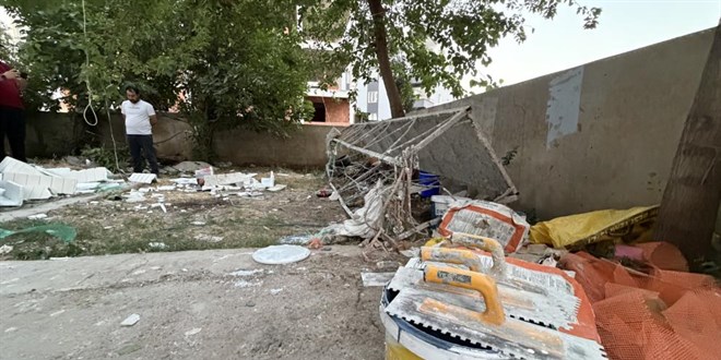 Şanlıurfa'da asma iskele halatının kopması sonucu 2 işçi öldü