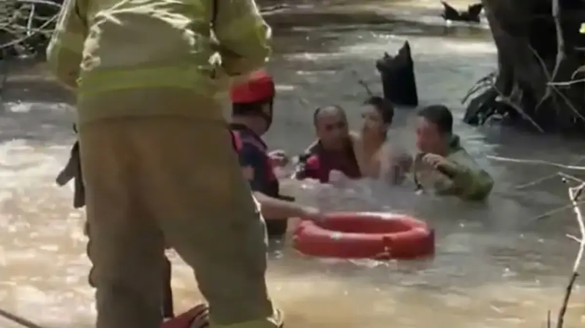 Bartın'da derede akıntıya kapılan çocuğu itfaiye ekibi kurtardı