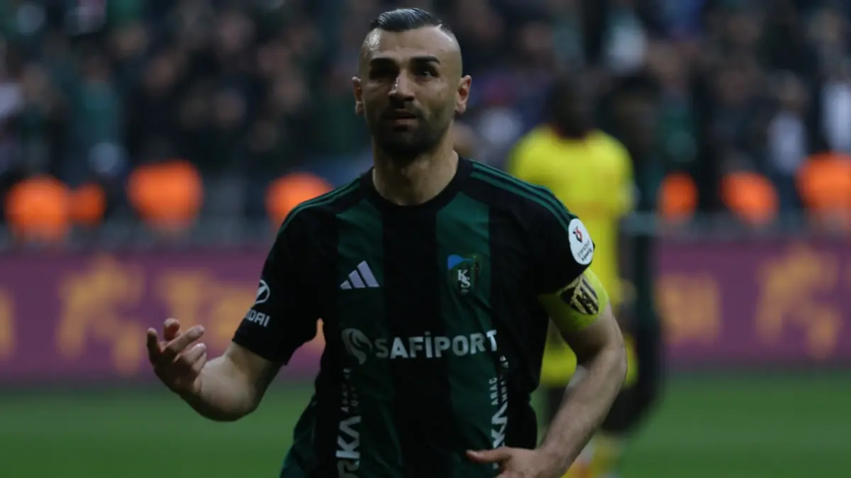 Kocaelispor'da Serdar Dursun ayrılığı açıklandı