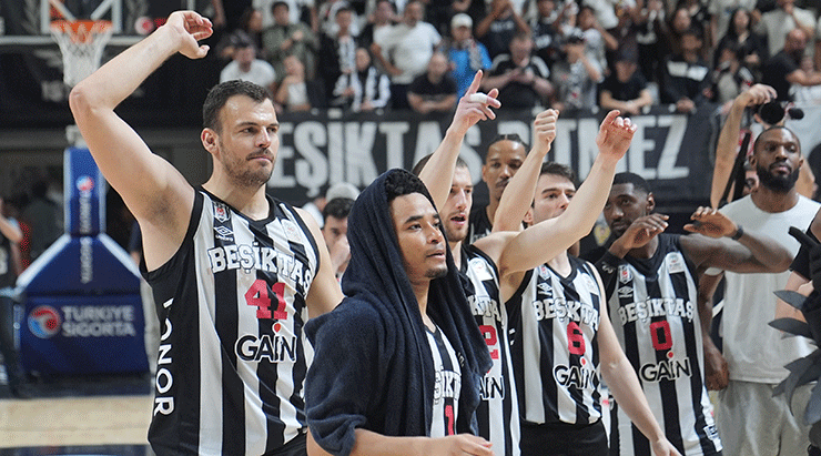 Basketbol Süper Ligi'nde Beşiktaş yarı finale yükseldi!