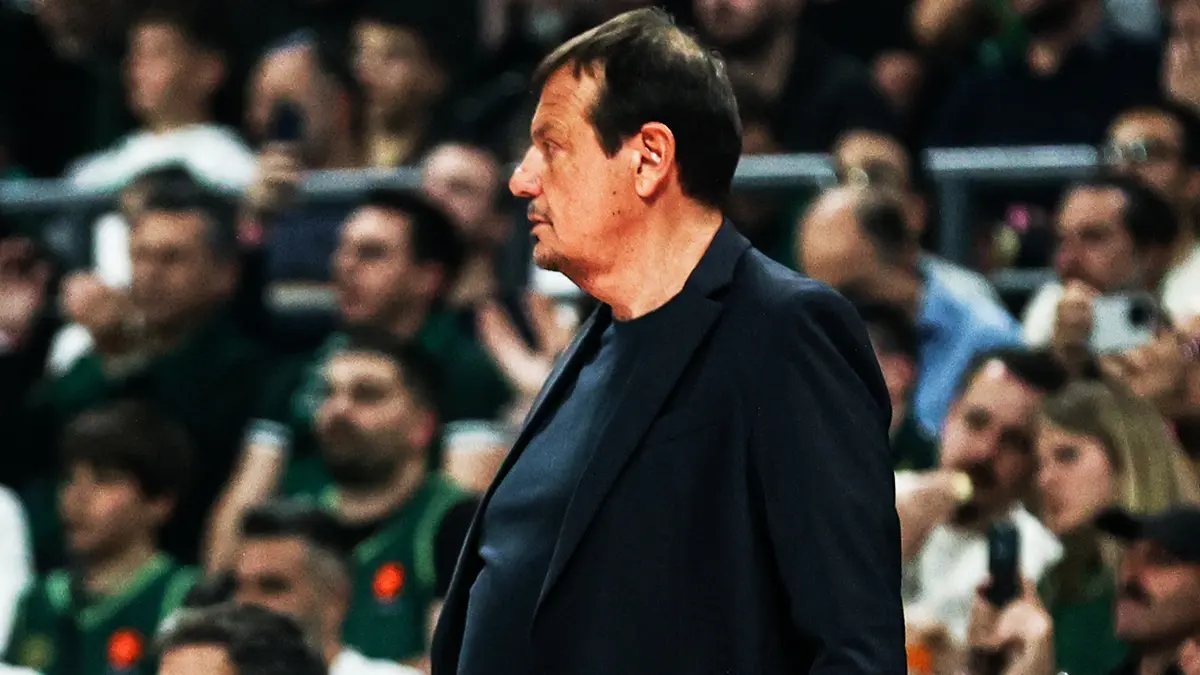 Ergin Ataman'dan Olympiakos taraftarlarına tepki: Türk olmaktan gurur duyuyorum