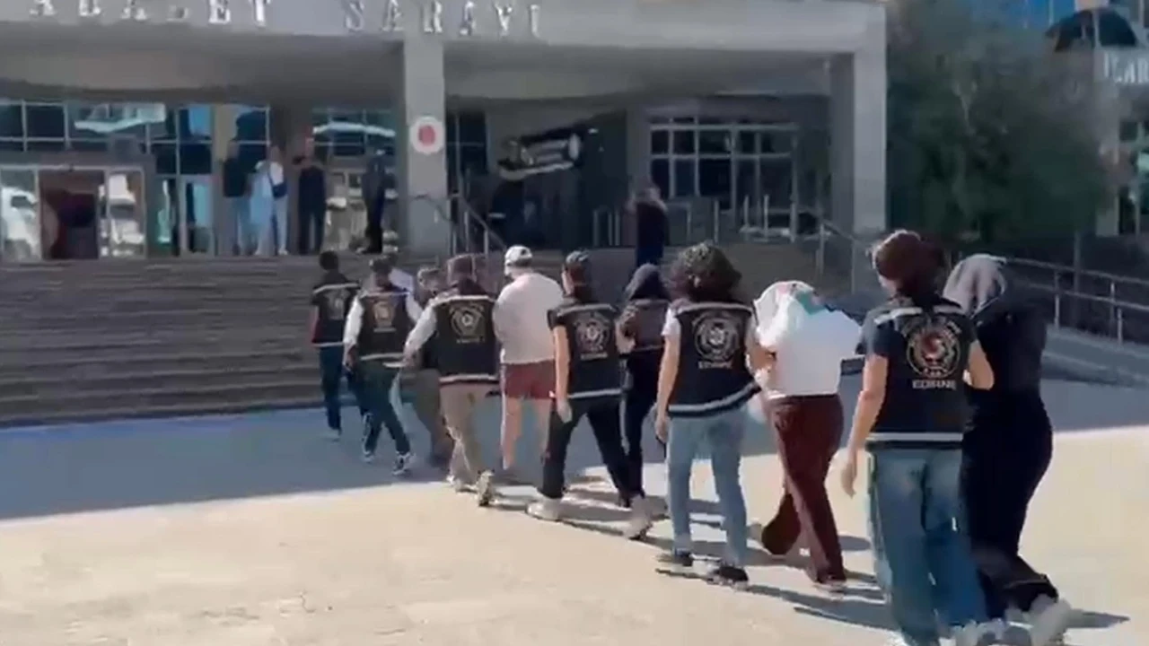 Üniversite öğrencilerine fuhuş tuzağı: 6 gözaltı
