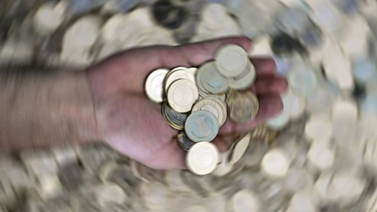 Darphane 6 aydır 1 adet bile basmadı: O paralar tarihe mi karışıyor?