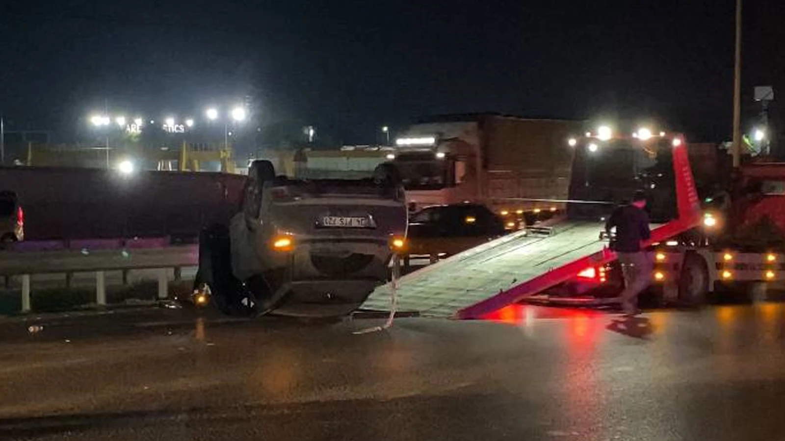 İstanbul'da zincirleme kaza: 1 kişi yaralandı